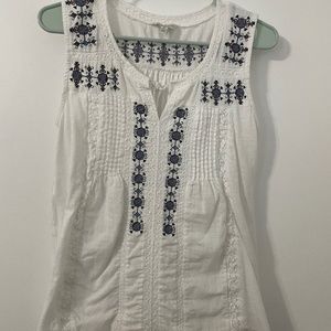 Lucky Brand White Embroidered Top Flowy S Tassel Tie Front